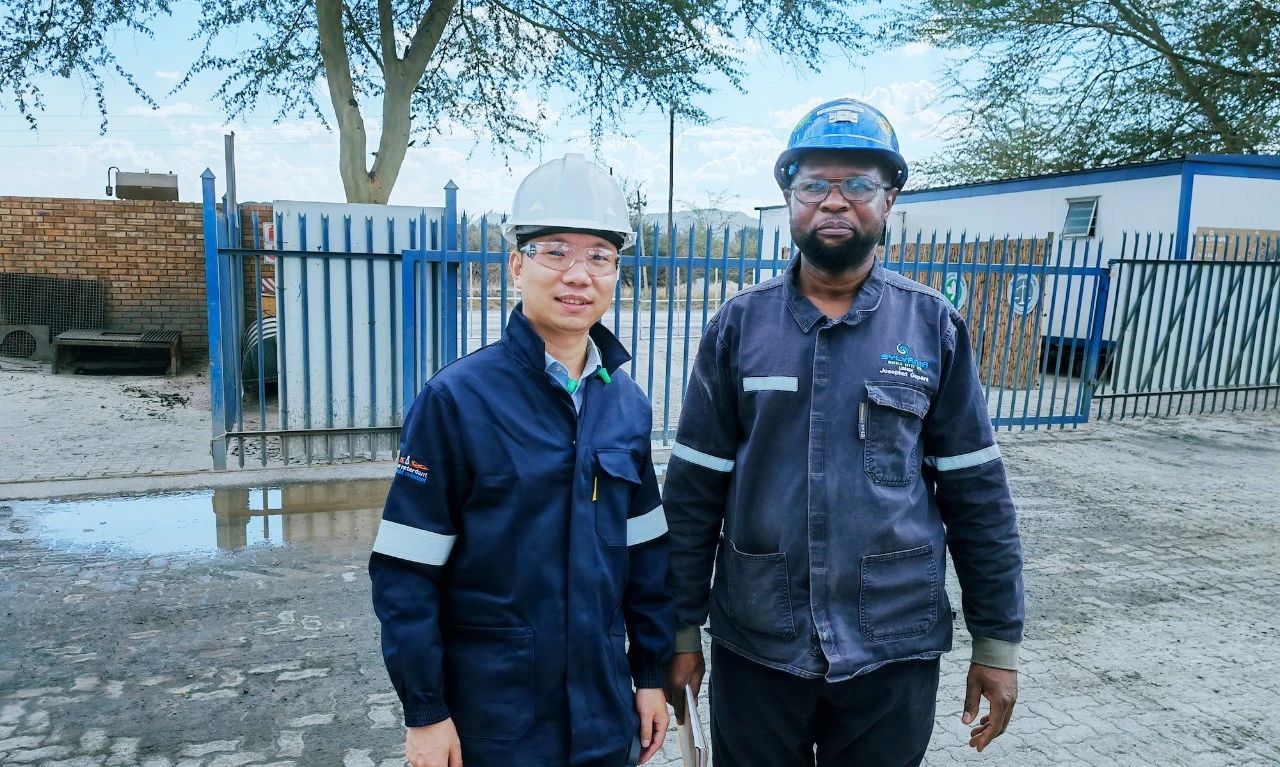 “你是我這輩子見到的，第一個(gè)中國(guó)儀表人”